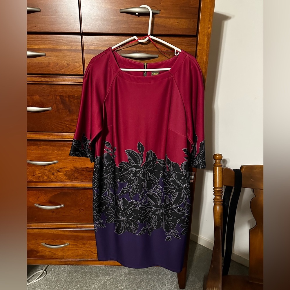 Taylor Scuba Knit Dress -14W - NWT